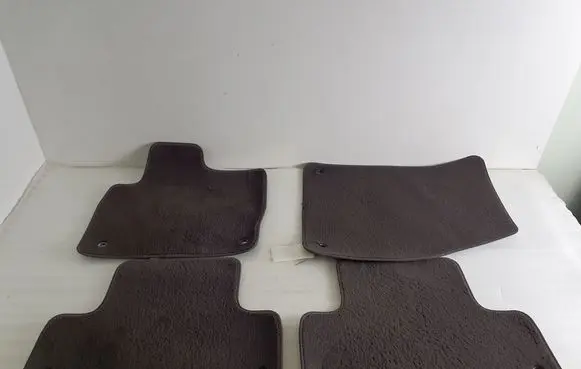 Opel Vivaro Car floor mat set 