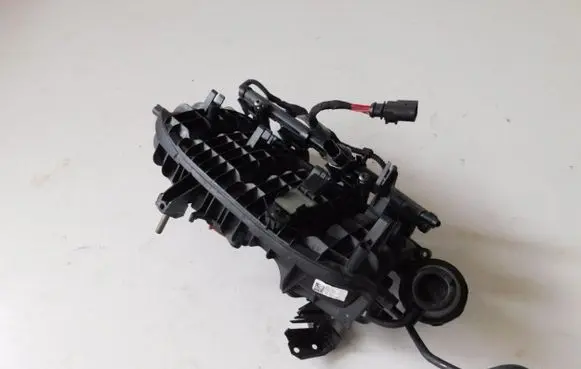 Volkswagen Scirocco Intake manifold