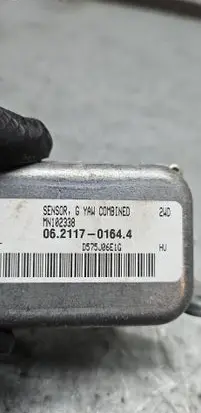 Mitsubishi Grandis ESP acceleration yaw rate sensor MN102338 062117