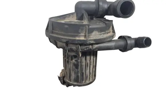 Audi A3 S3 8L Secondary air pump 06A959253B