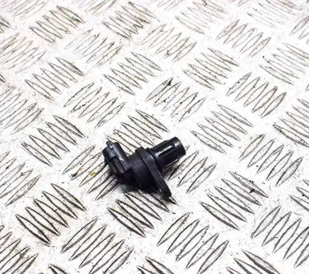 Mercedes-Benz E W212 Crankshaft position sensor A0041539628 0232103050