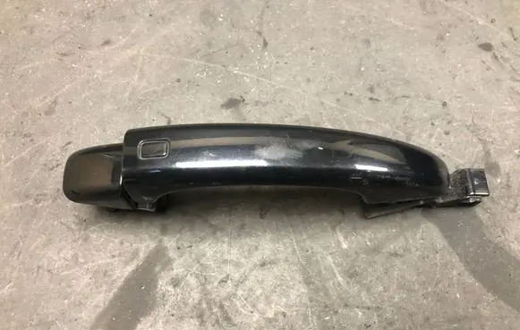 Audi A5 8T 8F Front door exterior handle 8T0837167A 8T0837205A