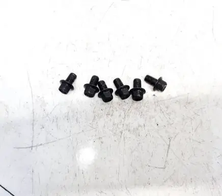 Ford Focus Nuts/bolts 