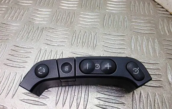 BMW 5 E39 Steering wheel buttons/switches 6922854