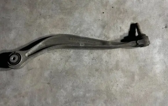 BMW 5 F10 F11 Rear control arm 608216