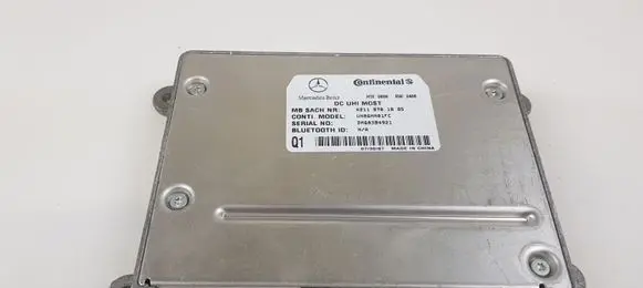 Mercedes-Benz E W211 Bluetooth control unit module A2118701885 DM60384921
