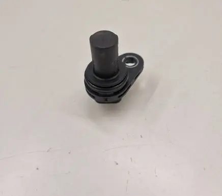 BMW 5 G30 G31 G38 Camshaft position sensor 8614650