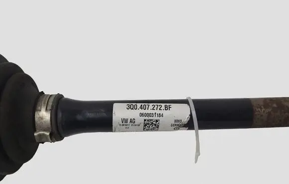 Volkswagen PASSAT B8 Front driveshaft 3Q0407272BF 0600031184