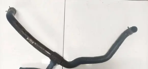 Volkswagen Transporter - Caravelle T4 Engine coolant pipe/hose 074121101h