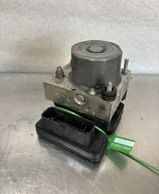 Renault Twingo III Master brake cylinder