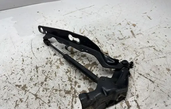 Volvo S80 Engine bonnet/hood hinges 31250186