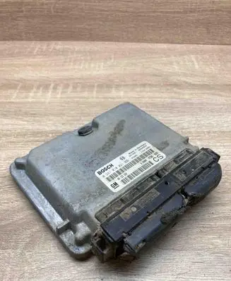 Opel Zafira A Engine control unit/module ECU 09133269 0281010021