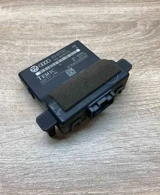 Volkswagen Golf V Gateway control module 1K0907530C 1K0907951