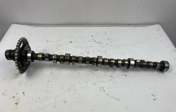 Cadillac De Ville Camshaft 1436583