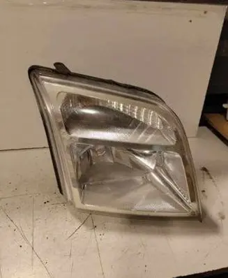 Ford Connect Headlight/headlamp 2T1413006AF 039130999