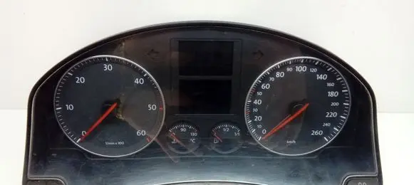 Volkswagen Golf V Speedometer (instrument cluster) 1K0920852J