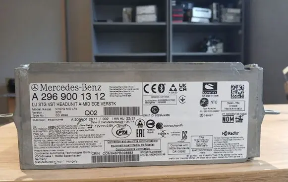 Mercedes-Benz EQS X296 Radio/CD/DVD/GPS head unit A2969001312