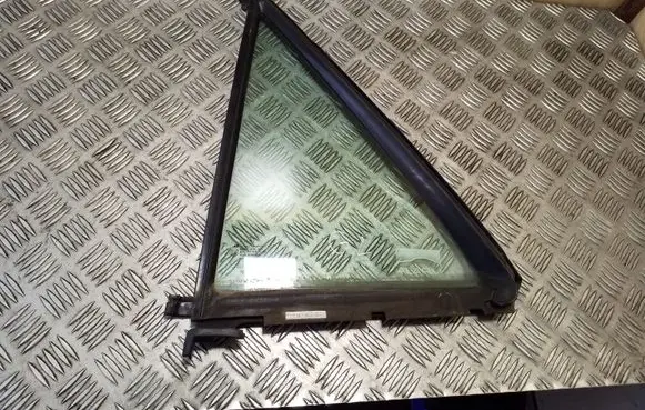 Mercedes-Benz ML W164 Rear vent window glass A1647302355