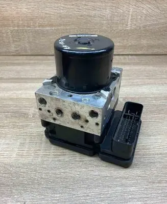 Volvo S60 ABS Pump 31273882 P31273882