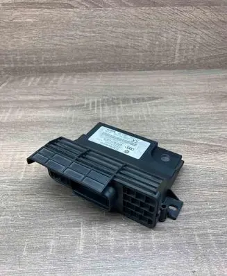 Audi A6 S6 C6 4F Power management control unit 4F0907280A