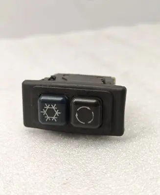 BMW 3 E30 Air conditioning (A/C) switch 61311380557