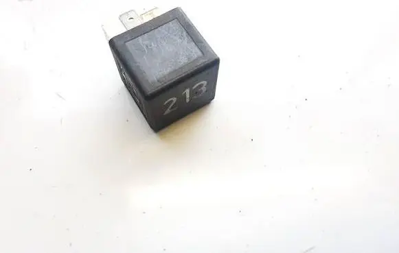 Audi A4 S4 B5 8D Other relay 443951253J 213