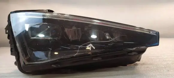 Skoda Scala Headlight/headlamp 657941016A