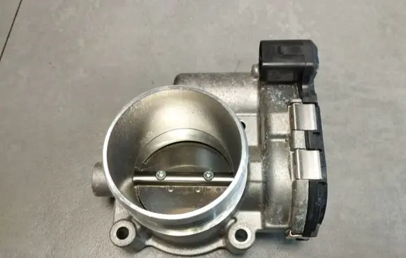 Audi A4 S4 B9 Throttle valve 06K133062J