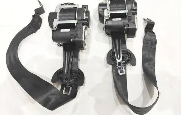 Audi A1 Front seatbelt 82G857706E 82G857705E