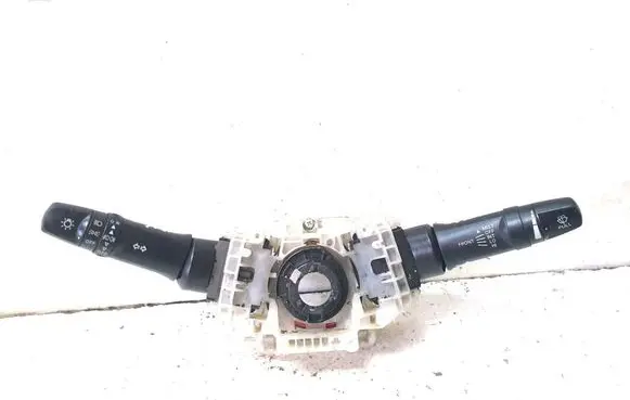 Mitsubishi L200 Indicator stalk 8600A091