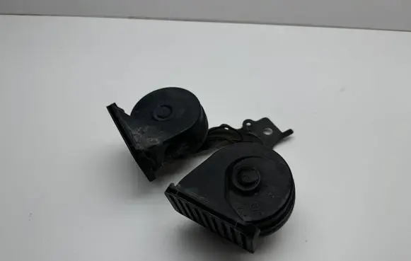 Chrysler Pacifica Horn signal 68225104AA