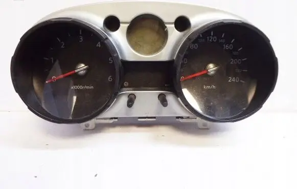 Nissan Qashqai Speedometer (instrument cluster)