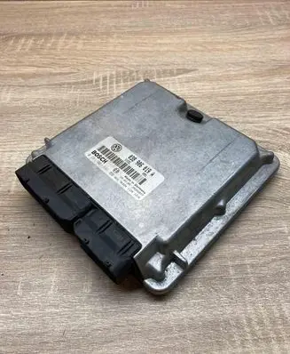 Volkswagen PASSAT B5 Engine control unit/module ECU 038906019A 0281001691