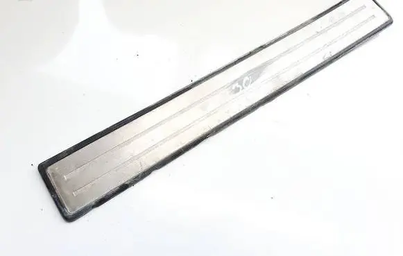 Skoda Superb B5 (3U) Rear sill trim cover 