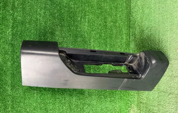 Renault Trafic III (X82) Headlight/headlamp mounting bracket 