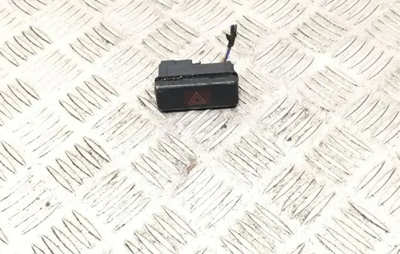 BMW 5 E39 Hazard light switch 8350947 EC5035