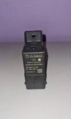 Ford Turneo Courier Glow plug pre-heat relay 9809931580 51299080A