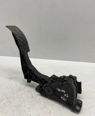 Seat Ibiza II (6k) Accelerator throttle pedal 6Q1721503C 6PV00849601