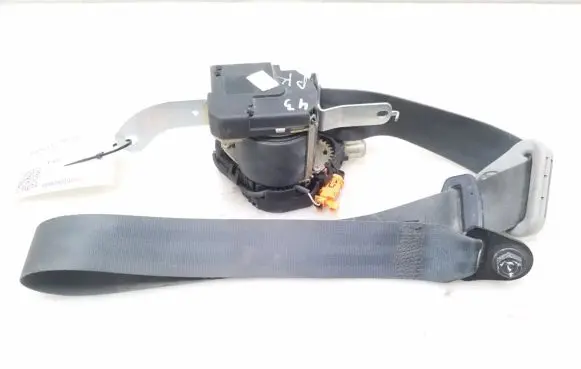 Nissan Micra Front seatbelt