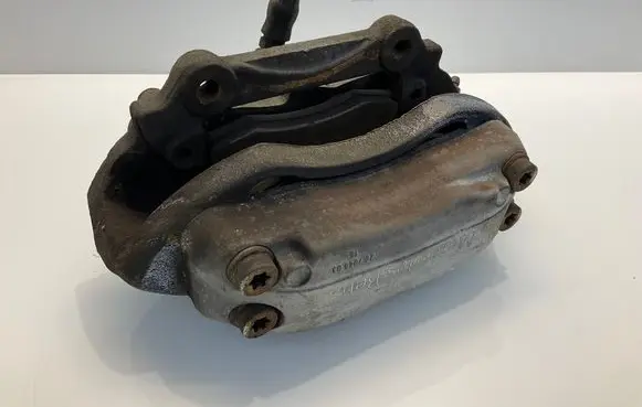 Front brake caliper