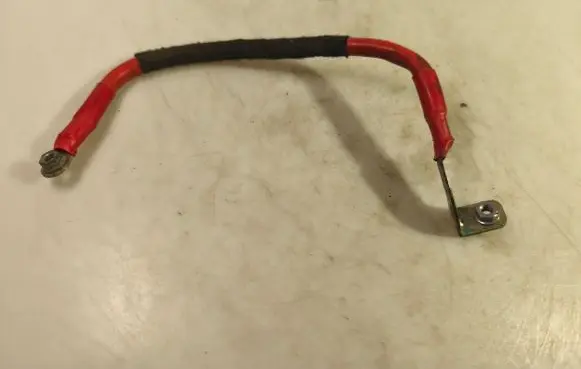 Positive cable (battery)