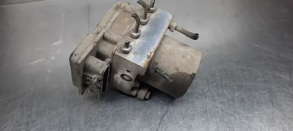 Ford Mondeo Mk III ABS Pump 5S71-2M110-AA