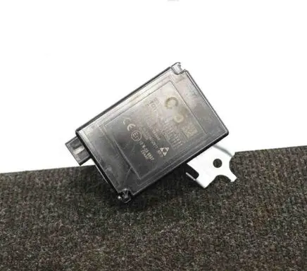 Toyota RAV 4 (XA40) Other devices 8976042034