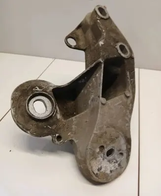 Audi A6 S6 C6 4F Engine mounting bracket 4f0199351h
