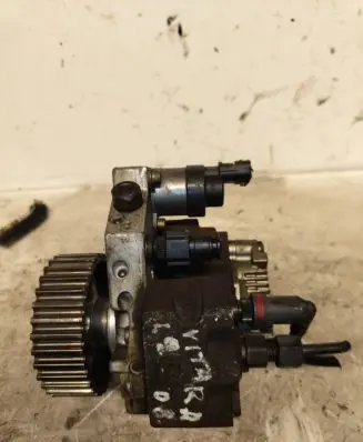 Suzuki Grand Vitara II Fuel injection high pressure pump 8200342594 8200256255 364849