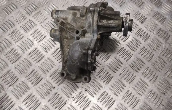 Audi 80 90 S2 B4 Water pump 037121013A