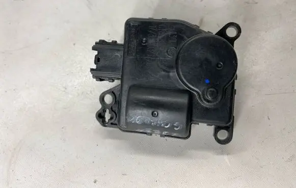 Jeep Grand Cherokee Air flap motor/actuator 545250008 CT657001