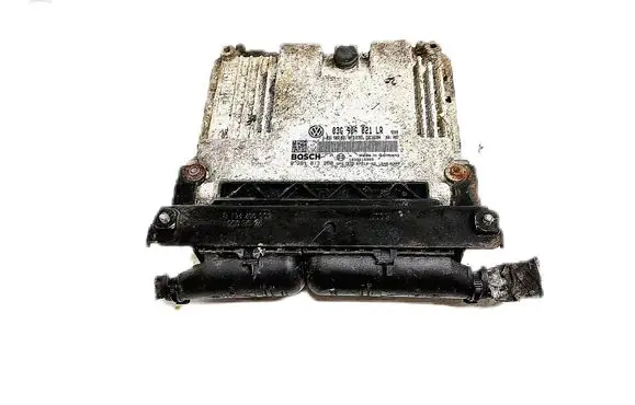 Volkswagen PASSAT B5.5 Engine control unit/module 03G906021LR