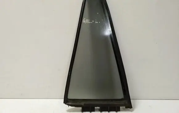 Toyota RAV 4 (XA30) Rear vent window glass 43R00122