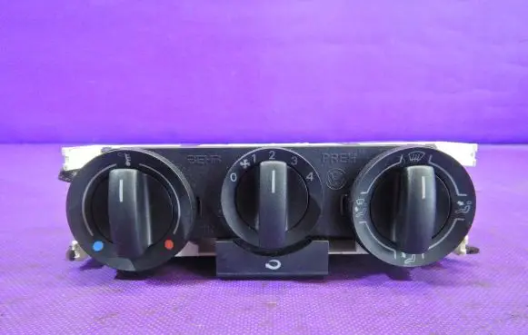 Volkswagen Fox Interior fan control switch 6Q0819045T